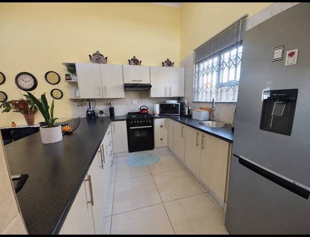 3 BEDROOM TOWNHOUSE FOR SALE IN MEYERTON SOUTH